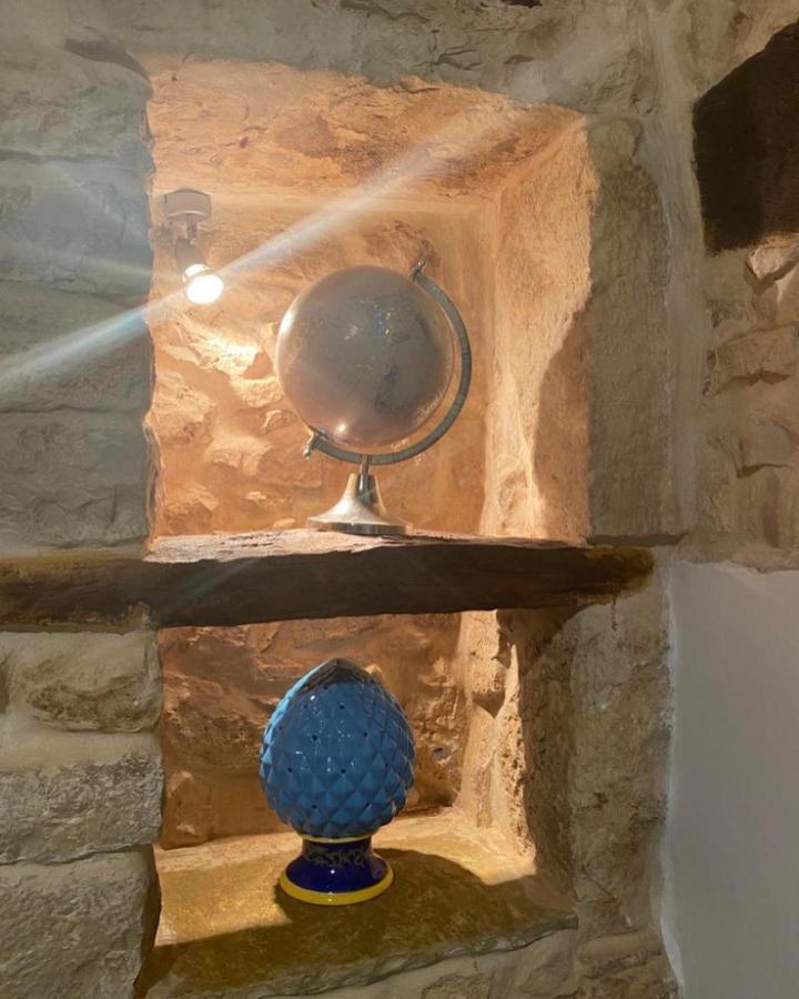 Отель La Casa Di Alessia Largo Torre Ночи Экстерьер фото